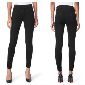 Joe’s Jeans Flawless Icon Skinny Ankle Jeans in Noam (Black)